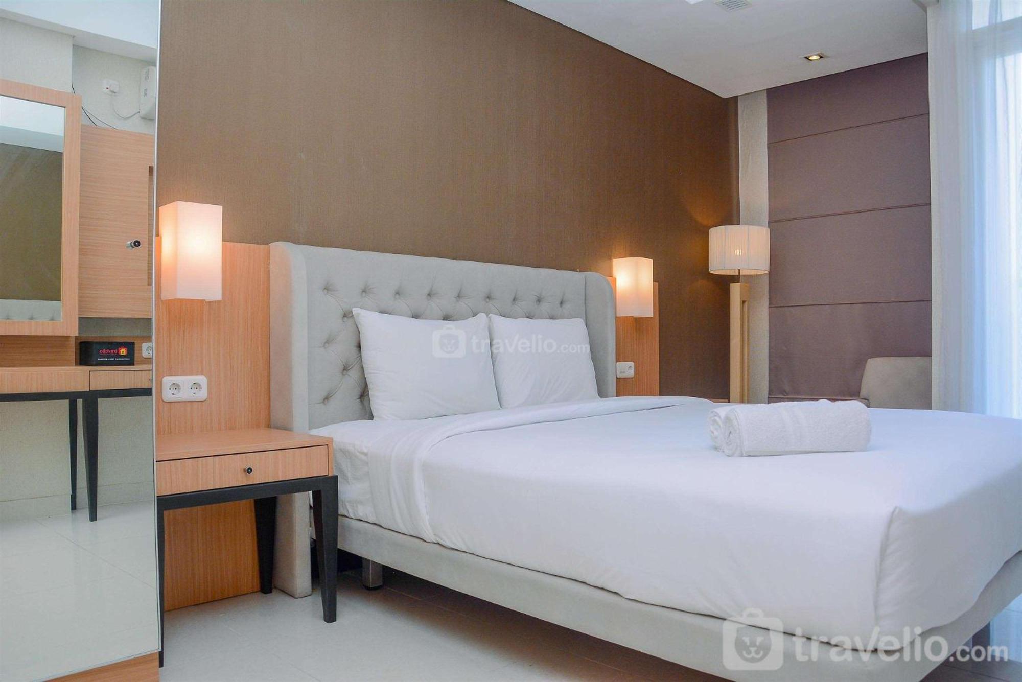 Apartment Comfy And Modern At Elpis By Travelio Jakarta