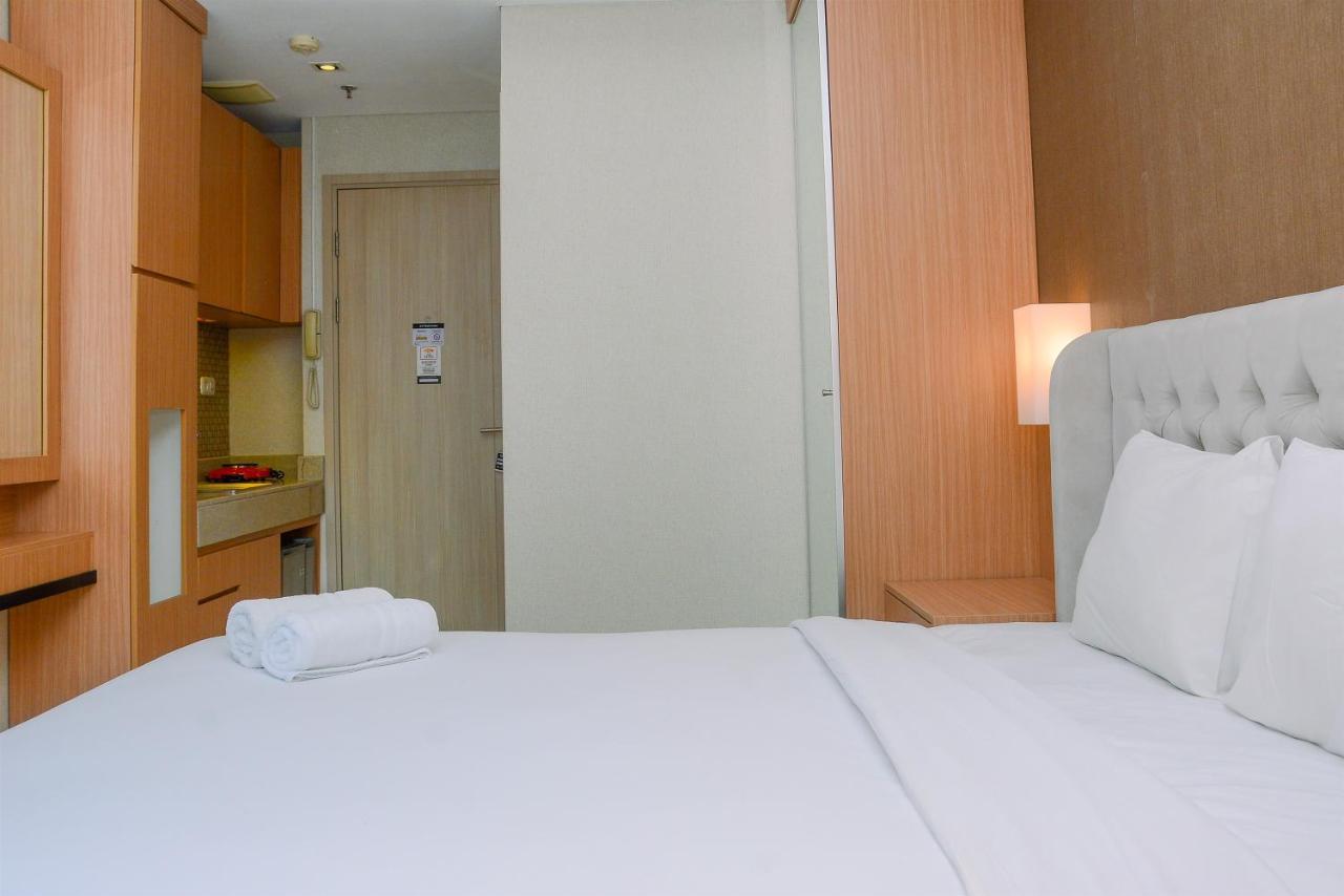 Comfy And Modern At Elpis By Travelio Apartment Jakarta