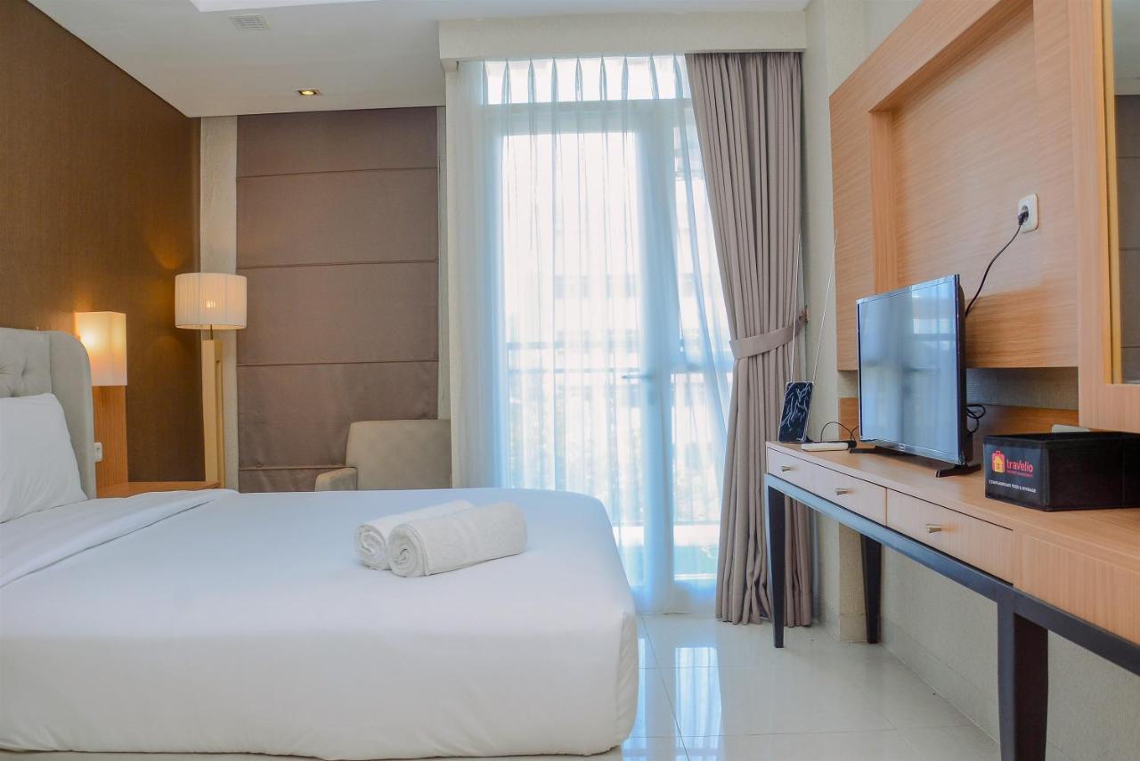Comfy And Modern At Elpis By Travelio